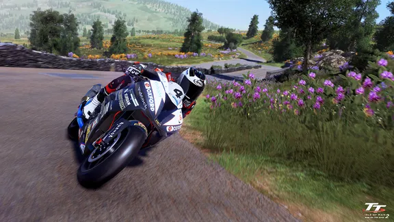 TT Isle of Man Ride on the Edge 2 screenshot 6